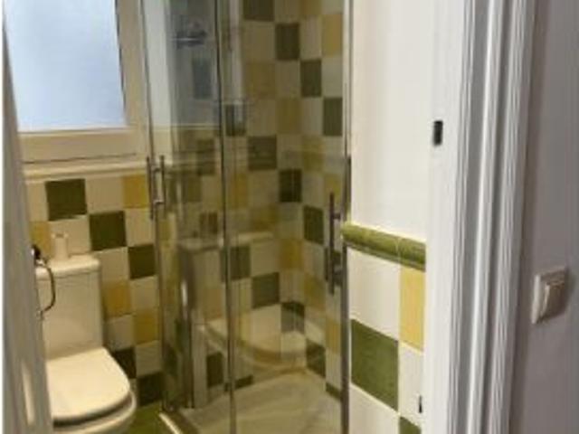 Apartamento de 1 dormitorio en alquiler en Embajadores con todos los gastos incluidos