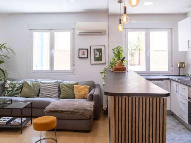 Apartamento de 1 dormitorio en alquiler en Embajadores, Madrid