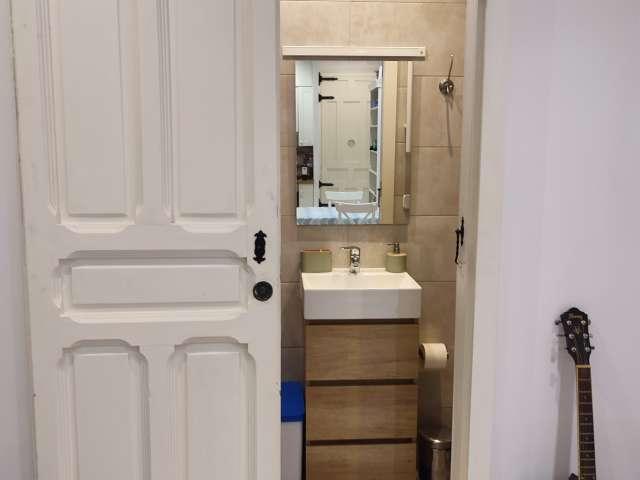 Apartamento de 1 dormitorio en alquiler en Embajadores, Madrid