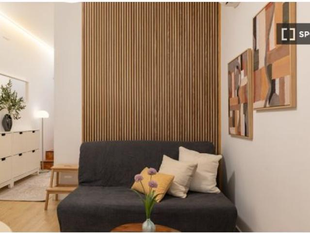 Apartamento de 1 dormitorio en alquiler en Embajadores, se admiten parejas