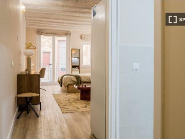 Apartamento de 1 dormitorio en alquiler en el Gótico, se admiten parejas