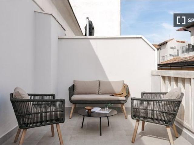 Apartamento de 1 dormitorio en alquiler en Justicia, Madrid