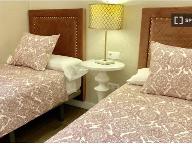 Apartamento de 1 dormitorio en alquiler en L' Eixample, Valencia