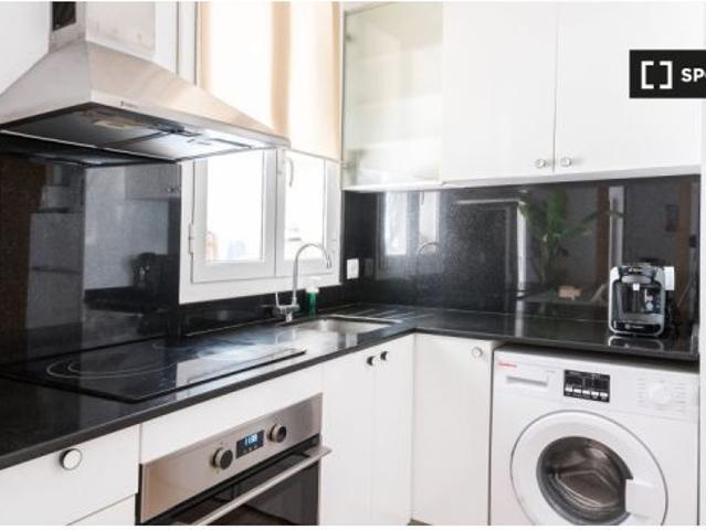 Apartamento de 1 dormitorio en alquiler en La Barceloneta, gastos incluidos