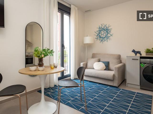 Apartamento de 1 dormitorio en alquiler en Nou Moles, Valencia