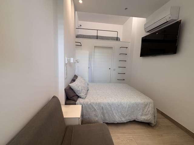 Apartamento de 1 dormitorio en alquiler en Numancia, Madrid