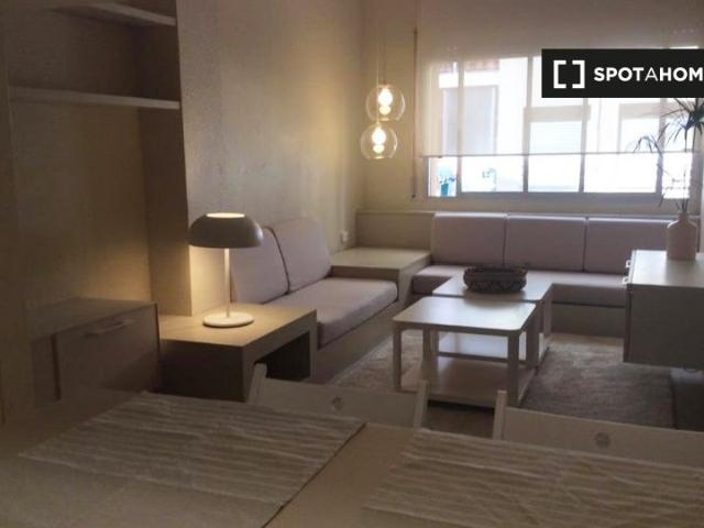 apartamento de 1 dormitorio en alquiler en Sant Gervasi, Barcelona