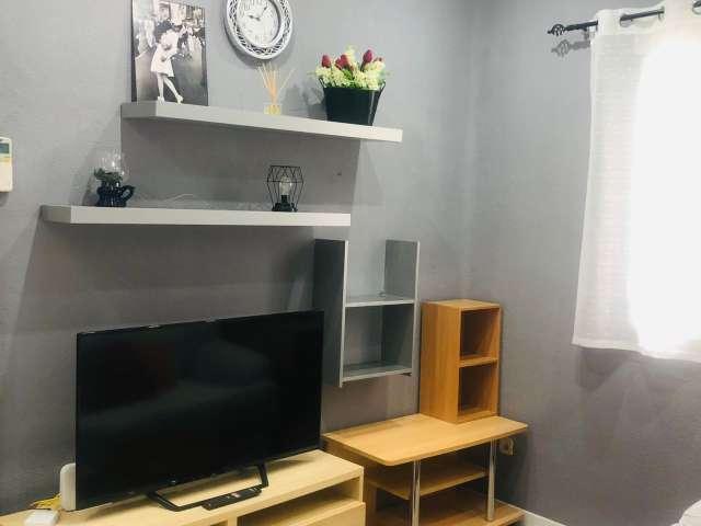 Apartamento de 1 dormitorio en alquiler en Pacífico, Madrid