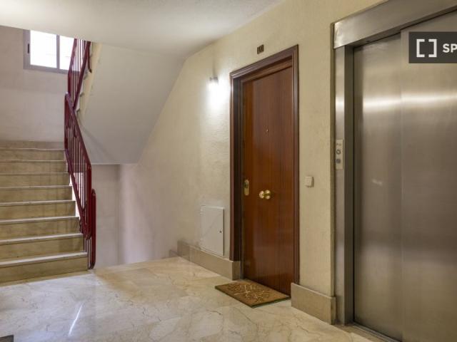 Apartamento de 1 dormitorio en alquiler en Pacífico, Madrid
