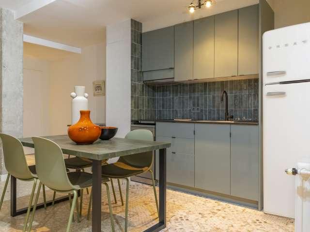 Apartamento de 1 dormitorio en alquiler en Pacífico, Madrid