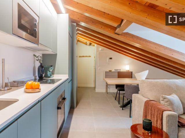 Apartamento de 1 dormitorio en alquiler en Palacio, Madrid