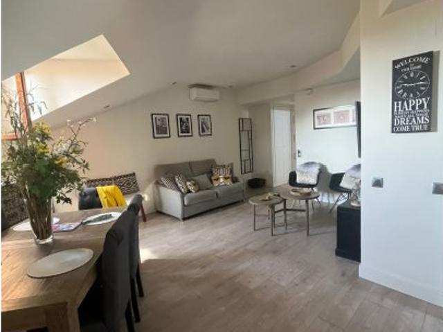 Piso de 1 dormitorio en alquiler en Palacio, Madrid