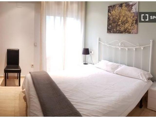 Apartamento de 1 dormitorio en alquiler en Russafa, gastos incluidos