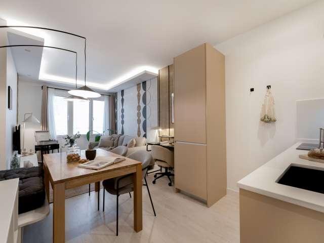 Apartamento de 1 dormitorio en alquiler en Trafalgar, Madrid