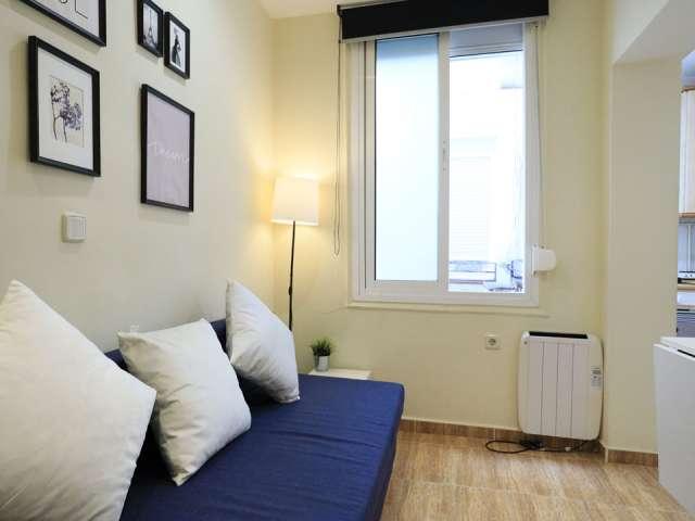 Apartamento de 1 dormitorio en alquiler en Universidad, Madrid