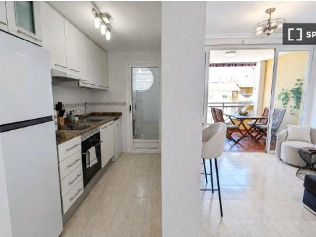 Apartamento de 1 dormitorio en alquiler en Villajoyosa, todos los gastos incluidos, se admiten masco