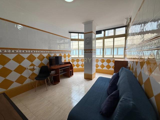 Apartamento de 1 dormitorio en alquiler – La Puntilla, Playa de Las Canteras