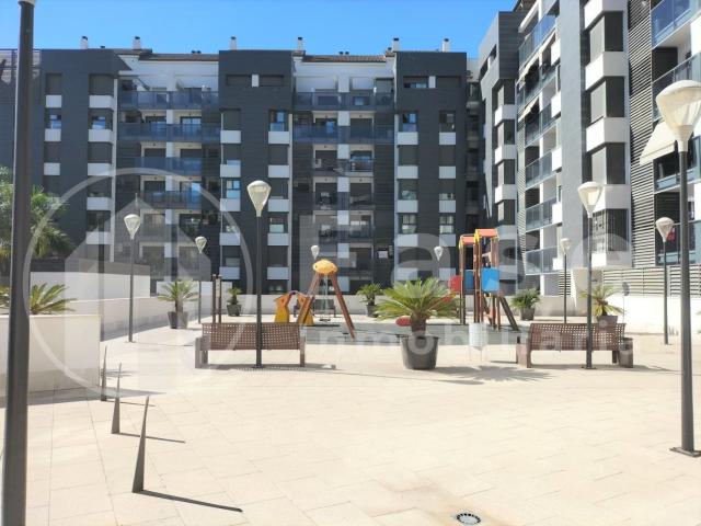 APARTAMENTO DE 1 DORMITORIO EN ALQUILER, PARA MENOS DE UN AÑO CERCA DE VILLAPALMA + GARAJE