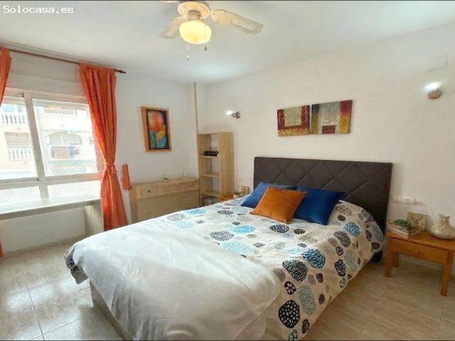APARTAMENTO DE 1 DORMITORIO EN PLENO CENTRO DE TORREVIEJA CON PLAZA DE GARAJE Y PISCINA COMUNITARIA!