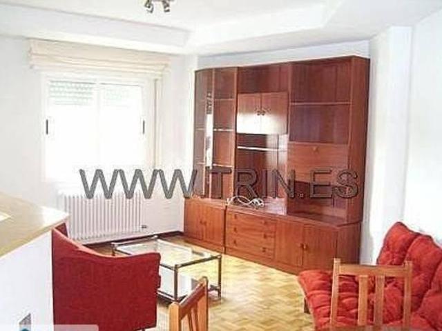 Apartamento de 1 dormitorio en residencial con piscina
