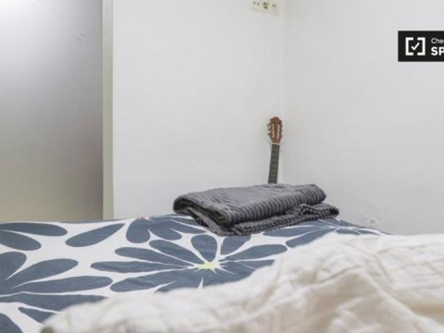 Apartamento de 1 dormitorio para alquilar en Embajadores