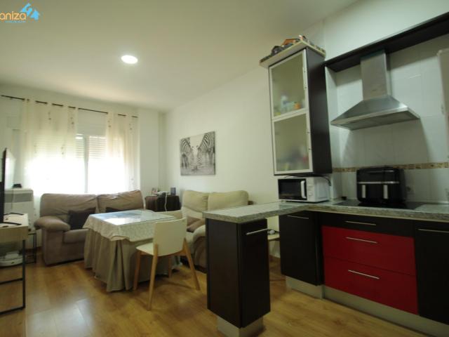 APARTAMENTO DE 1 DORMITORIOS CON GARAJE, TRASTERO Y PATIO