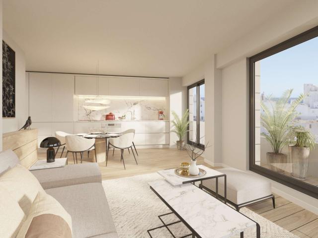 Apartamento de 2 Dormitorios con Terraza Cerca del Puerto Deportivo de Estepona