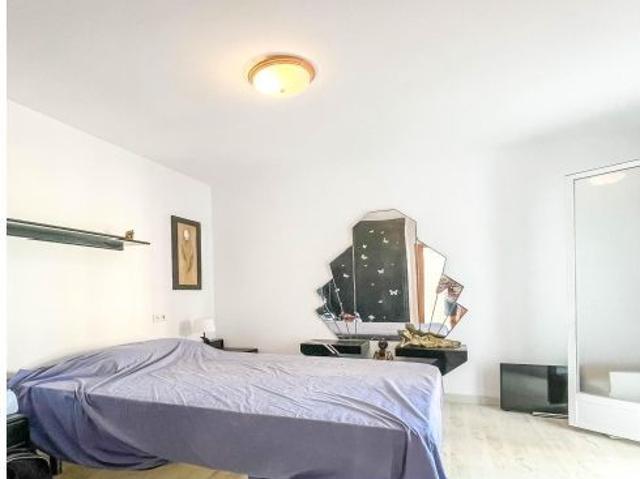 Apartamento de 2 dormitorios con vistas al mar en Torrelamata