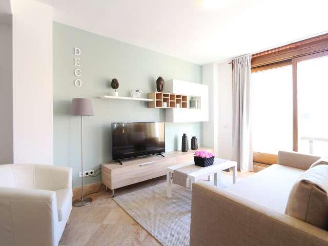 Apartamento de 2 dormitorios con piscina en alquiler en Hortaleza, Madrid