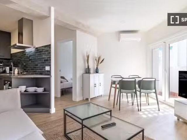 Apartamento de 2 dormitorios en alquiler en Madrid