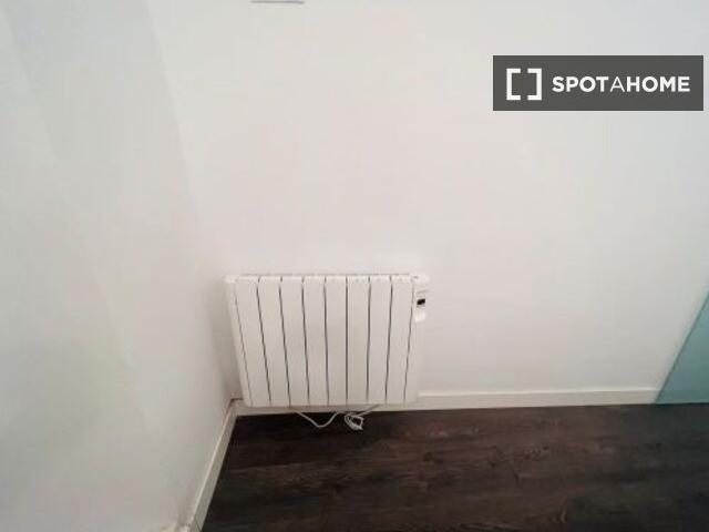 Apartamento de 2 dormitorios en alquiler en Madrid