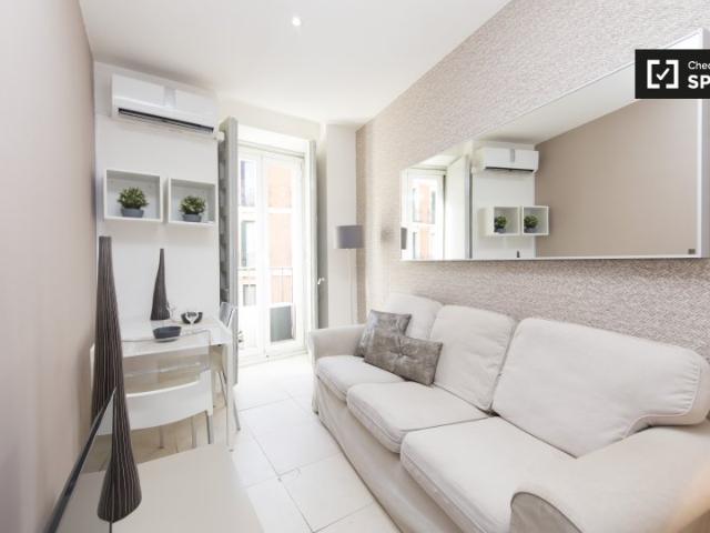Apartamento de 2 dormitorios en alquiler en Madrid Centro