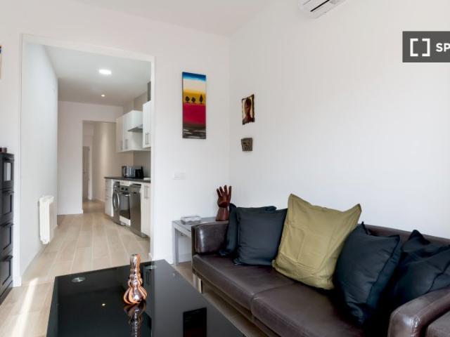 Apartamento de 2 dormitorios en alquiler en Malasaña, Madrid