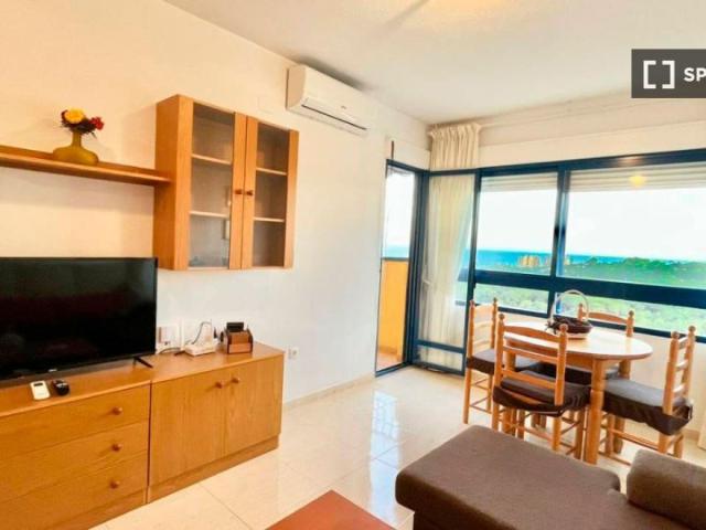 Apartamento de 2 dormitorios en alquiler en Orihuela, Alicante