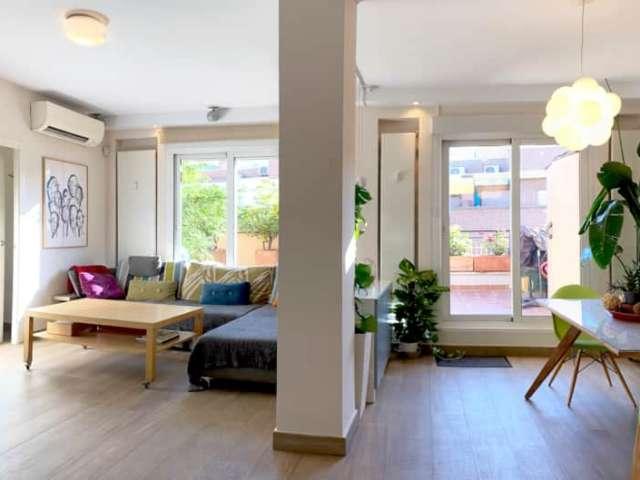 Apartamento de 2 dormitorios en alquiler en Acacias, Madrid