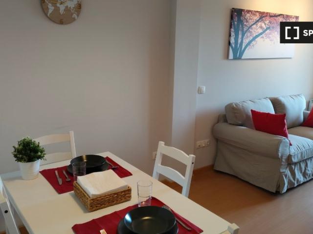 Apartamento de 2 dormitorios en alquiler en Alcalá de Henares
