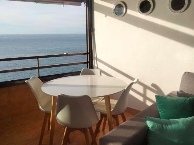 Apartamento de 2 dormitorios en alquiler en Almuñécar, Granada