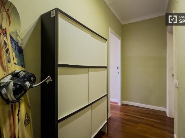 Piso de 2 habitaciones en alquiler en la Nova Esquerra, BCN
