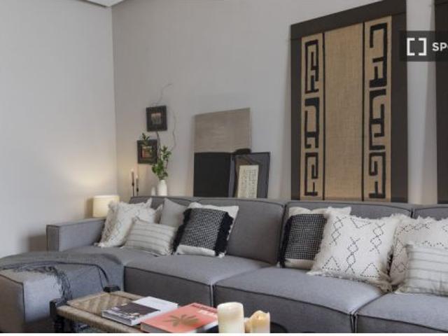 Apartamento de 2 dormitorios en alquiler en Barcelona