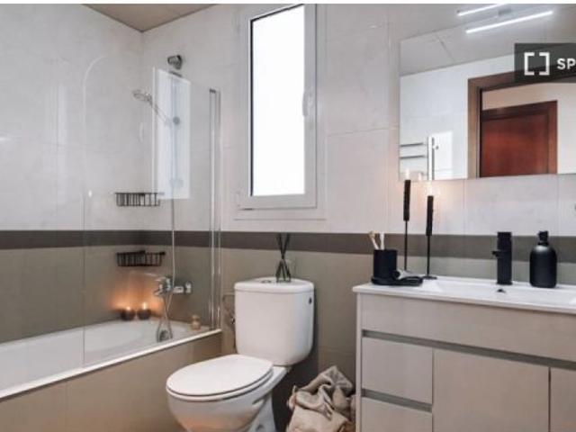 Apartamento de 2 dormitorios en alquiler en Barcelona