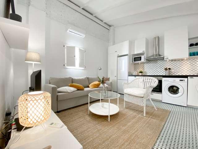 Apartamento de 2 dormitorios en alquiler en Benicalap, Valencia