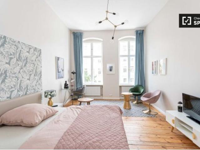 Apartamento de 2 dormitorios en alquiler en Berlín, gastos incluidos