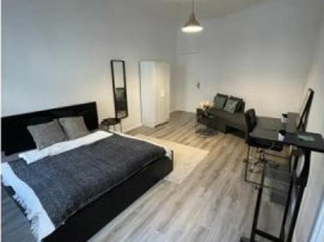 Apartamento de 2 dormitorios en alquiler en Berlín, gastos incluidos