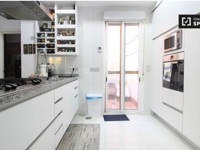 Apartamento de 2 dormitorios en alquiler en Chamartín