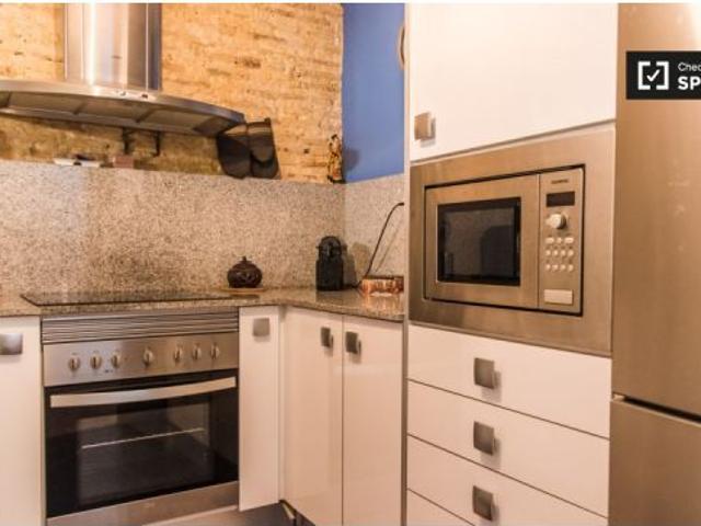 Apartamento de 2 dormitorios en alquiler en Ciutat Vella