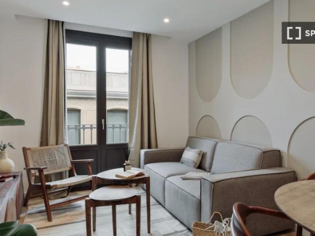 Apartamento de 2 dormitorios en alquiler en Ciutat Vella, Barcelona