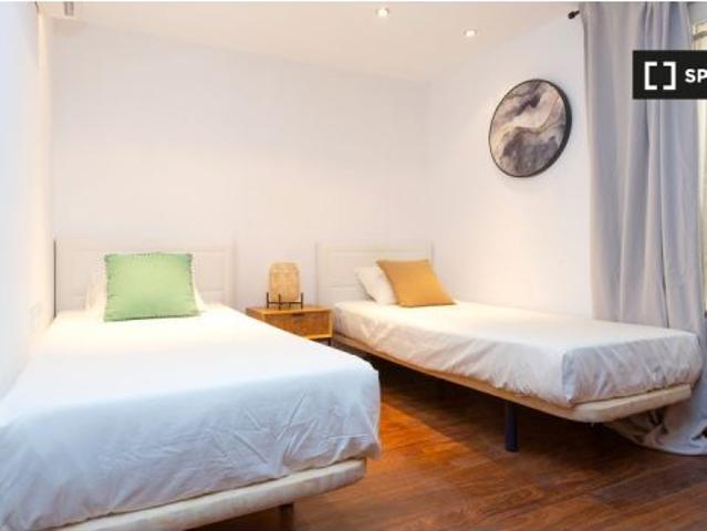 Apartamento de 2 dormitorios en alquiler en Ciutat Vella, Barcelona