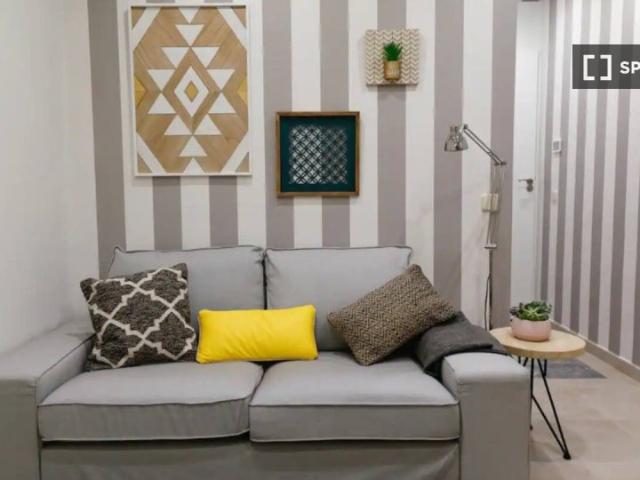 Apartamento de 2 dormitorios en alquiler en Delicias, Madrid