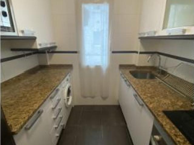 Apartamento de 2 dormitorios en alquiler en El Pilar, Madrid