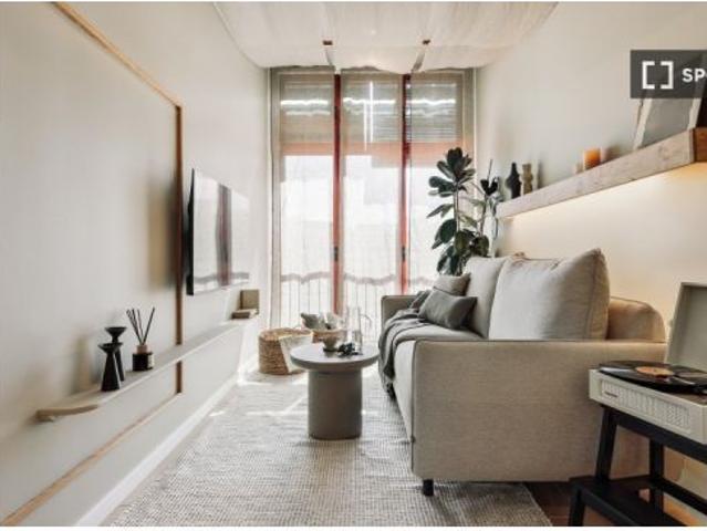 Apartamento de 2 dormitorios en alquiler en El Raval